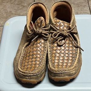 Young Boys Twisted X size 13 shoes